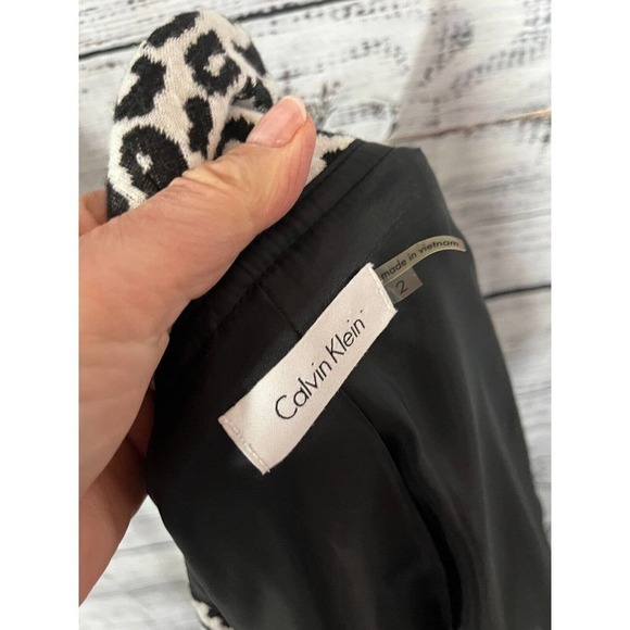 Calvin Klein Jacket size 2 Black White Cheetah Leopard Waterfall Career Stretch - Picture 13 of 13